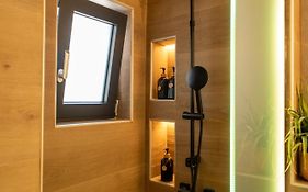 Olive-Luxury Apartment In Agrinio